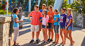 School group of teens at Hersheypark