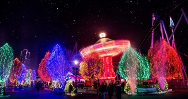 Hersheypark Christmas Candylane lights