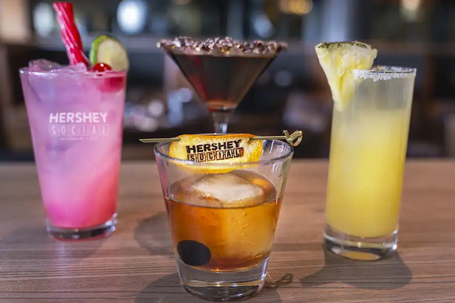 Cocktails at Hershey Social